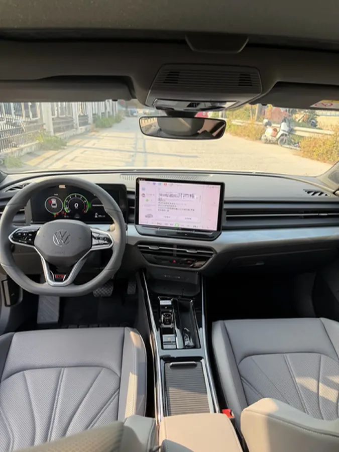 2026 Volkswagen Lamando 2.0T 220HP L4 7DCT,autocango,china used car exporter,china ev exporter,chinese used car exporter,chinese used ev exporter