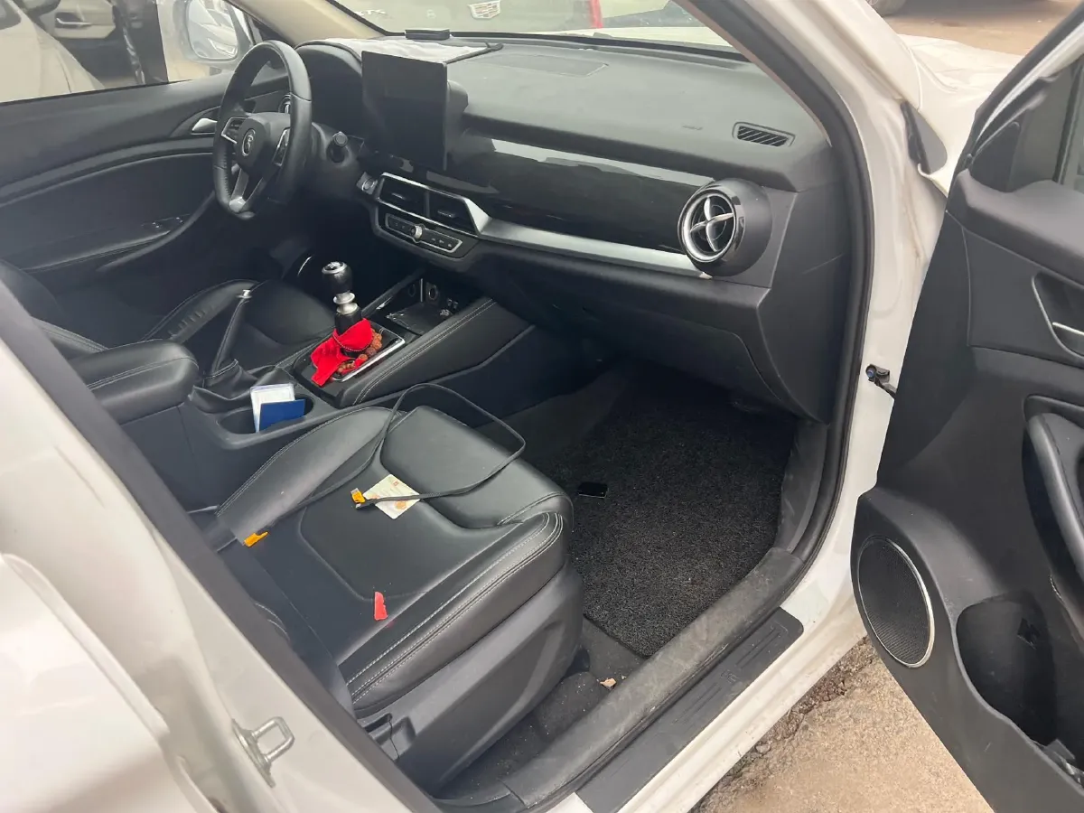 2020 BYD Song 1.5T 160HP L4 6MT,autocango,china used car exporter,china ev exporter,chinese used car exporter,chinese used ev exporter