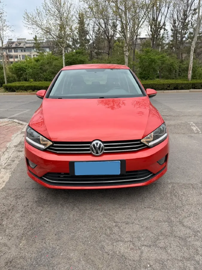 2016 Volkswagen Golf Sportsvan 1.6L 110HP L4 6AT,autocango,china used car exporter,china ev exporter,chinese used car exporter,chinese used ev exporter