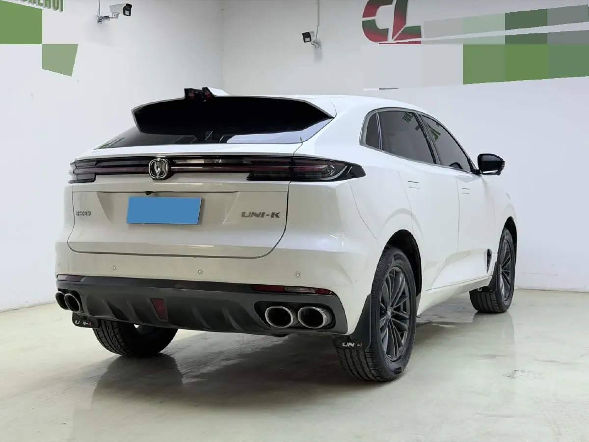 2021 ChangAn UNI-K 2.0T 233HP L4 8AT,autocango,china used car exporter,china ev exporter,chinese used car exporter,chinese used ev exporter