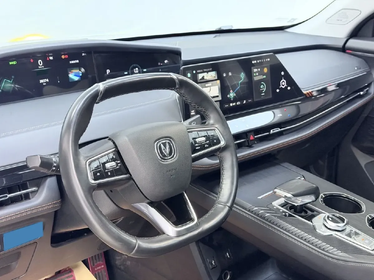 2021 ChangAn UNI-K 2.0T 233HP L4 8AT,autocango,china used car exporter,china ev exporter,chinese used car exporter,chinese used ev exporter