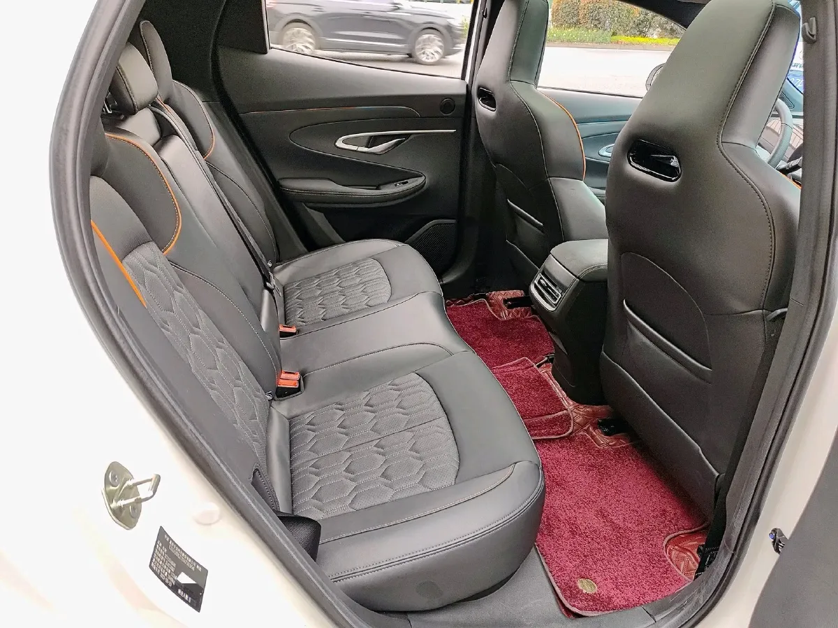 2023 ChangAn UNI-T 1.5T 188HP L4 7DCT,autocango,china used car exporter,china ev exporter,chinese used car exporter,chinese used ev exporter