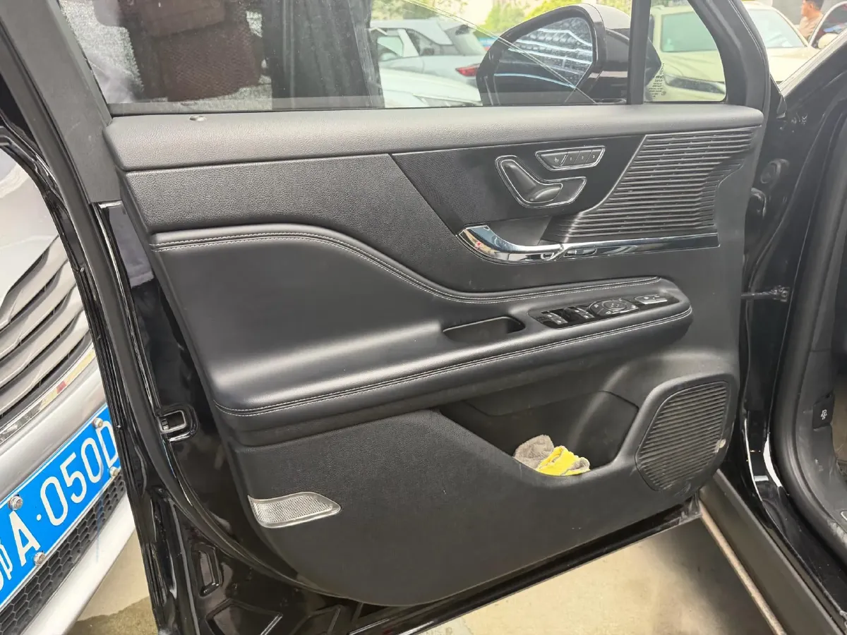 2020 Lincoln Corsair 2.0T 245HP L4 8AT,autocango,china used car exporter,china ev exporter,chinese used car exporter,chinese used ev exporter