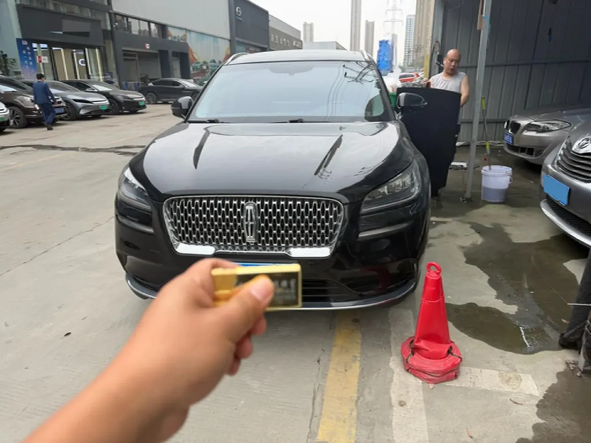 2020 Lincoln Corsair 2.0T 245HP L4 8AT,autocango,china used car exporter,china ev exporter,chinese used car exporter,chinese used ev exporter