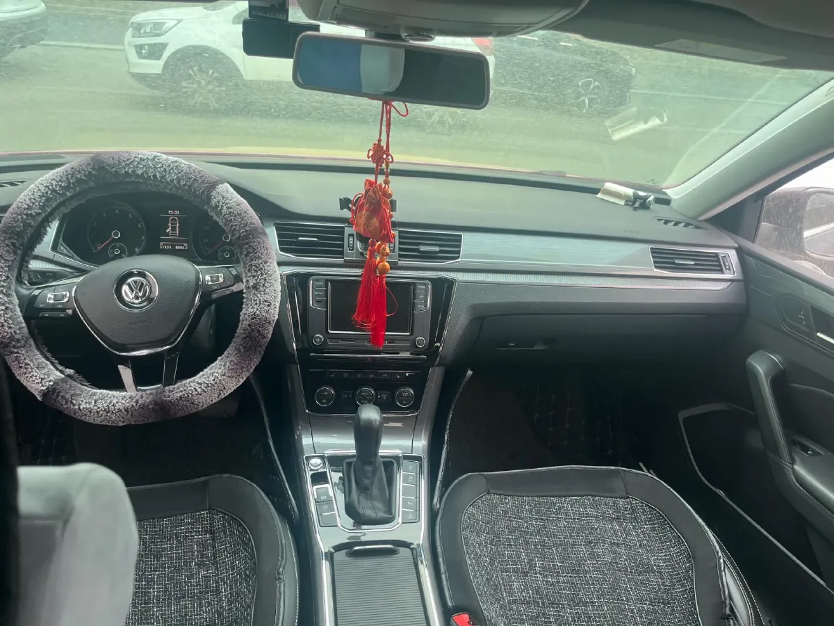 2016 Volkswagen Passat 1.8T 180HP L4 7DCT,autocango,china used car exporter,china ev exporter,chinese used car exporter,chinese used ev exporter