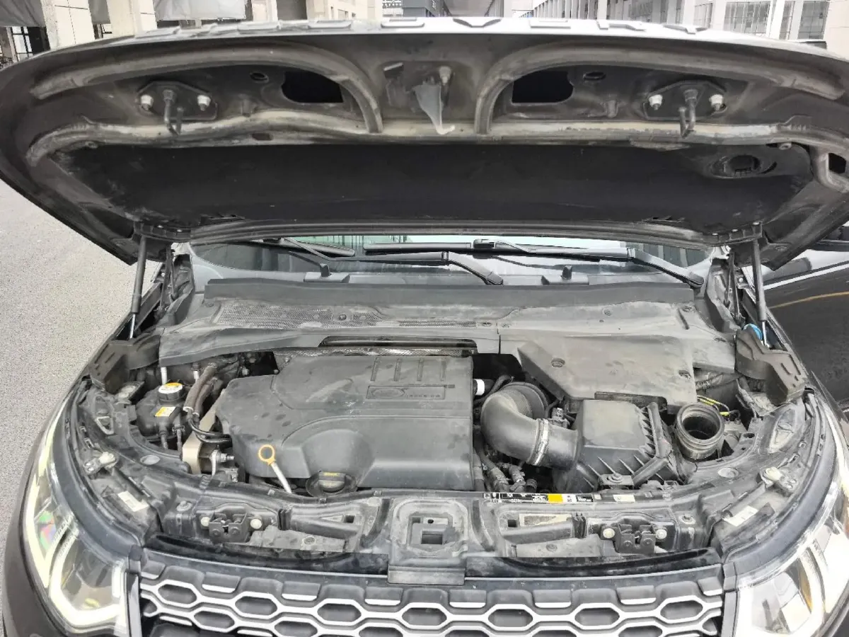 2020 Land Rover Discovery Sport 2.0T 249HP L4 9AT,autocango,china used car exporter,china ev exporter,chinese used car exporter,chinese used ev exporter