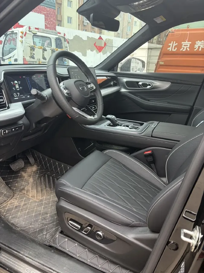2025 GAC Trumpchi GS8 2.0T 252HP L4 8AT,autocango,china used car exporter,china ev exporter,chinese used car exporter,chinese used ev exporter
