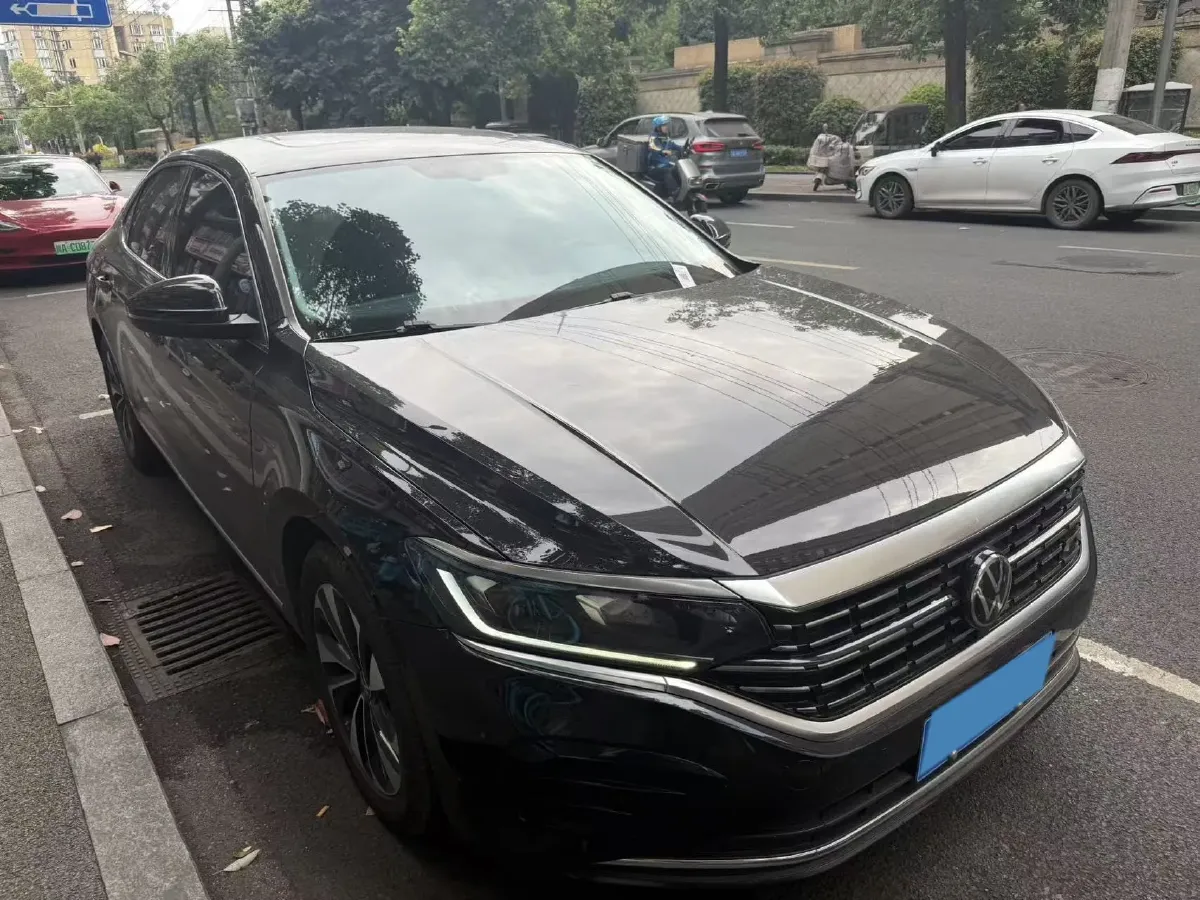 2021 Volkswagen Passat 2.0T 186HP L4 7DCT,autocango,china used car exporter,china ev exporter,chinese used car exporter,chinese used ev exporter
