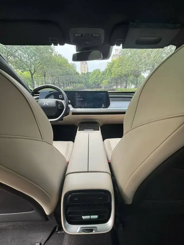 2020 Xpeng P7 BEV 70.8KWH,autocango,china used car exporter,china ev exporter,chinese used car exporter,chinese used ev exporter