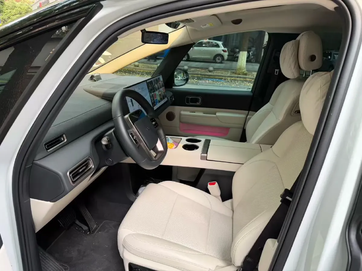 2025 Li MEGA BEV,autocango,china used car exporter,china ev exporter,chinese used car exporter,chinese used ev exporter