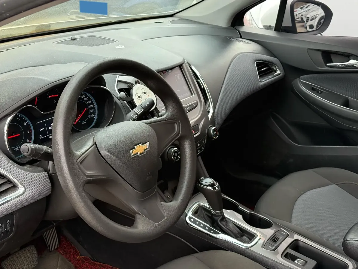 2018 Chevrolet Cruze 1.5L 114HP L4 6AT,autocango,china used car exporter,china ev exporter,chinese used car exporter,chinese used ev exporter