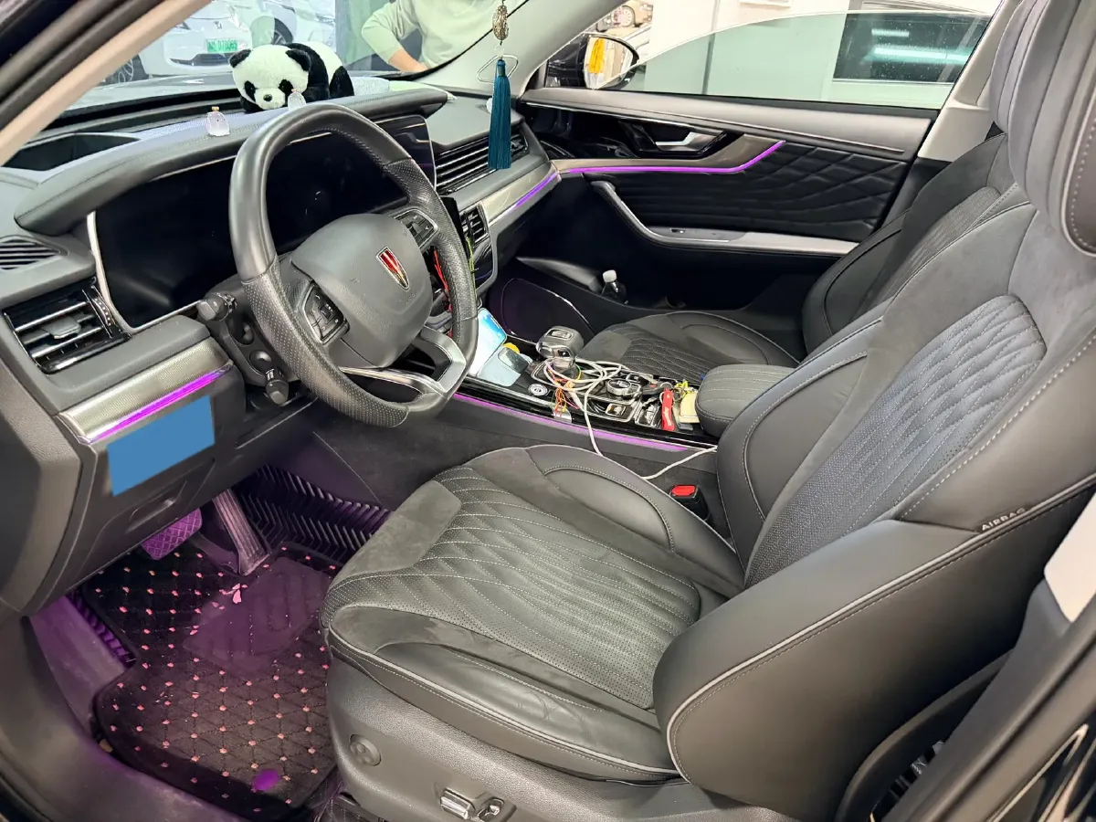 2022 HongQi HS5 2.0T 224HP L4 6AT,autocango,china used car exporter,china ev exporter,chinese used car exporter,chinese used ev exporter