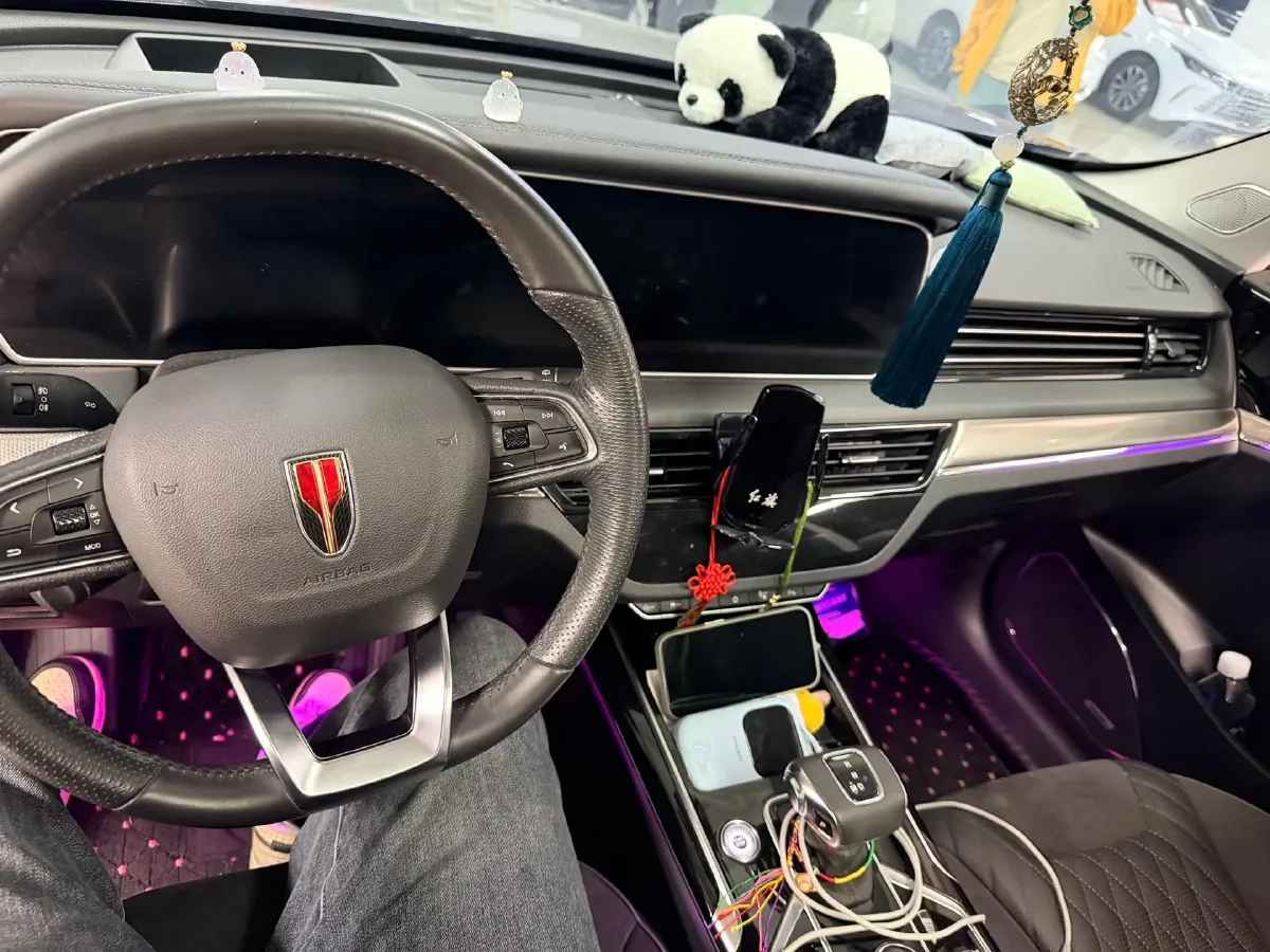 2022 HongQi HS5 2.0T 224HP L4 6AT,autocango,china used car exporter,china ev exporter,chinese used car exporter,chinese used ev exporter