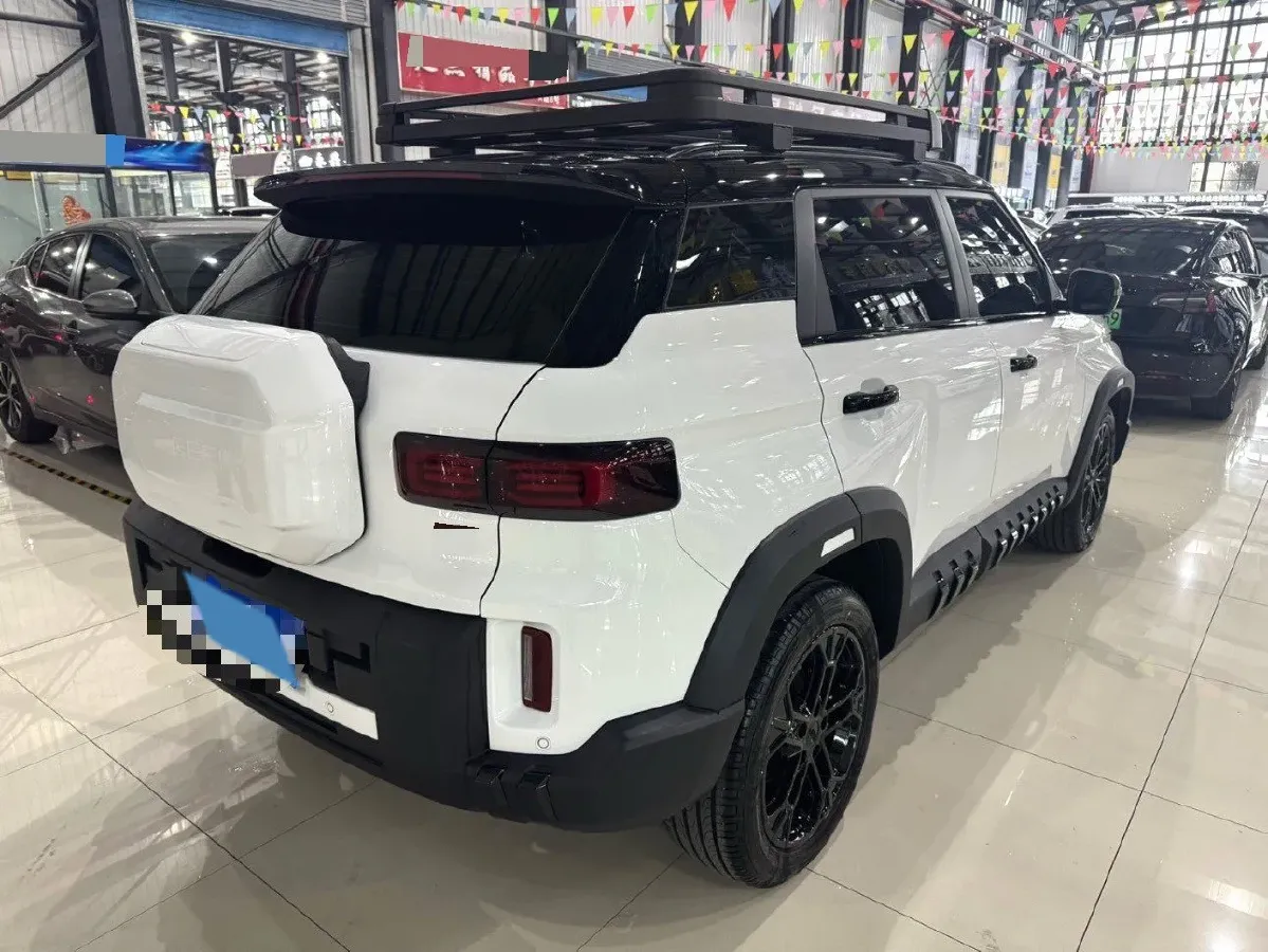 2025 Geely Cowboy 1.5T 181HP L4 7DCT,autocango,china used car exporter,china ev exporter,chinese used car exporter,chinese used ev exporter