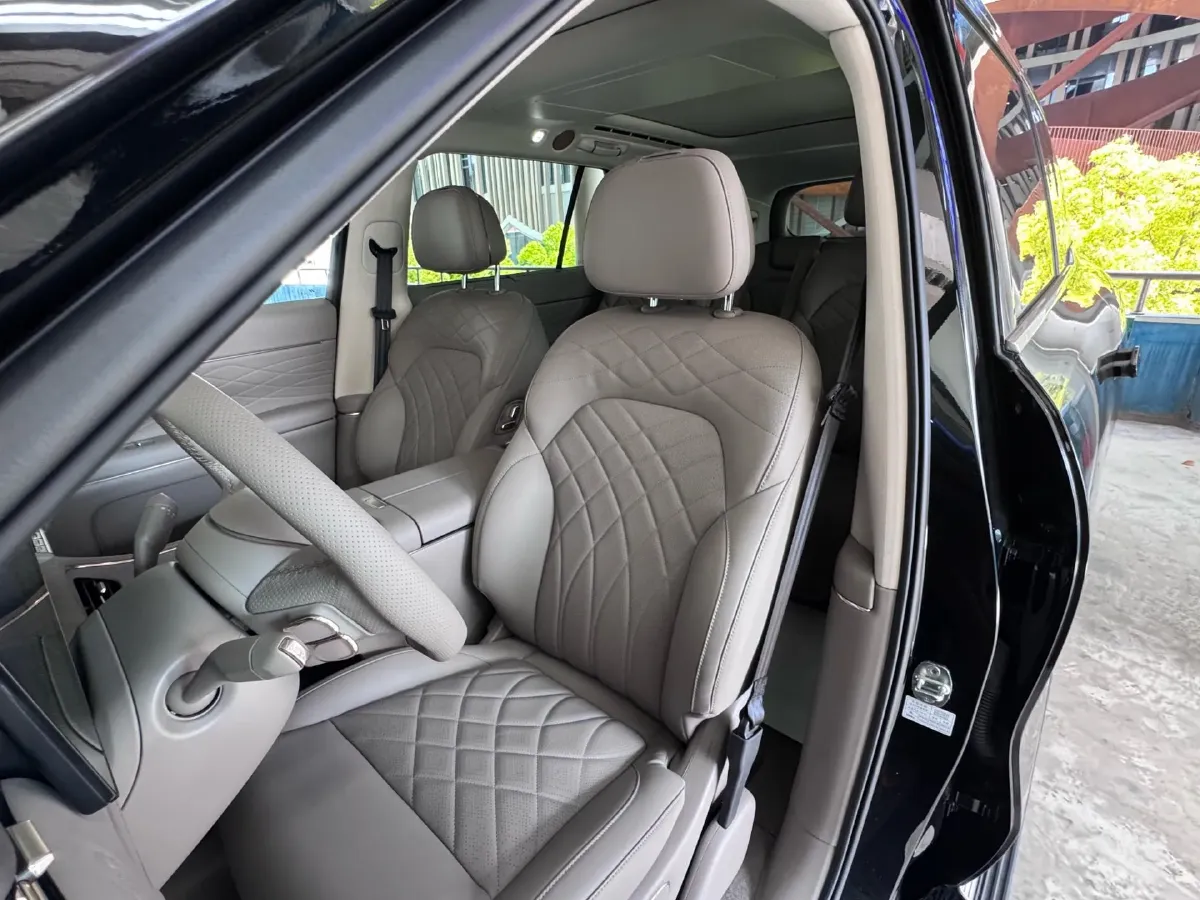 2026 IM LS9 REEV 155HP REEV,autocango,china used car exporter,china ev exporter,chinese used car exporter,chinese used ev exporter