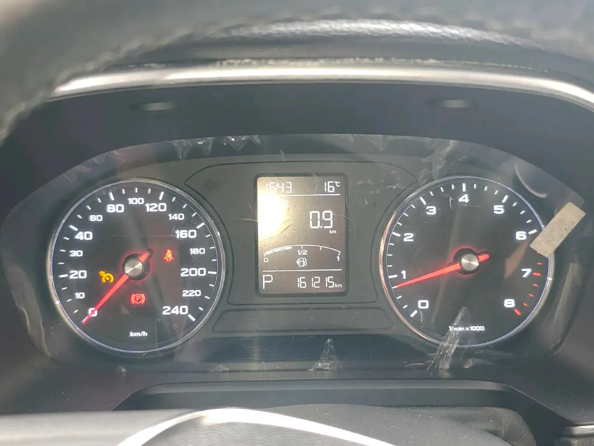 2018 Roewe RX5 1.5T 169HP L4 7DCT,autocango,china used car exporter,china ev exporter,chinese used car exporter,chinese used ev exporter