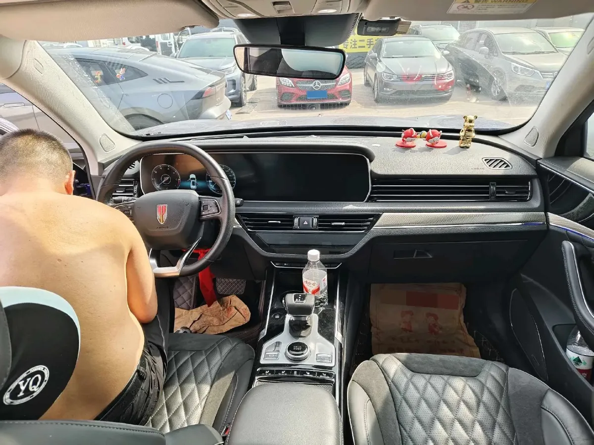 2019 HongQi HS5 2.0T 224HP L4 6AT,autocango,china used car exporter,china ev exporter,chinese used car exporter,chinese used ev exporter