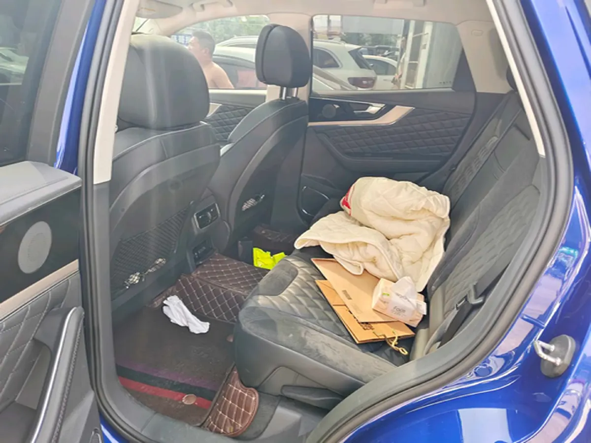 2019 HongQi HS5 2.0T 224HP L4 6AT,autocango,china used car exporter,china ev exporter,chinese used car exporter,chinese used ev exporter