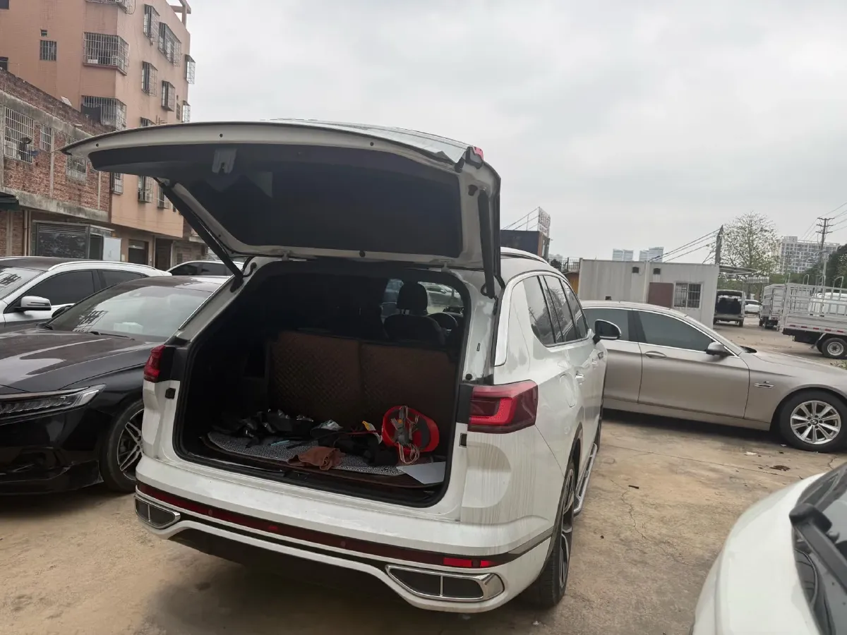 2021 Volkswagen Talagon 2.0T 220HP L4 7DCT,autocango,china used car exporter,china ev exporter,chinese used car exporter,chinese used ev exporter