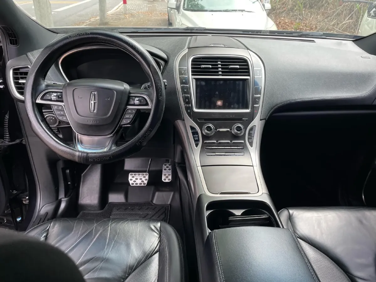 2019 Lincoln Nautilus 2.0T 224HP L4 8AT,autocango,china used car exporter,china ev exporter,chinese used car exporter,chinese used ev exporter