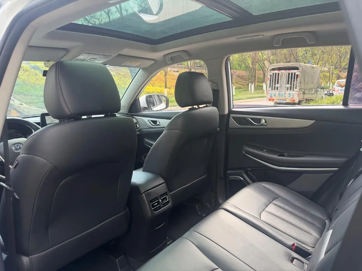 2020 ChangAn CS75 1.5T 178HP L4 6AT,autocango,china used car exporter,china ev exporter,chinese used car exporter,chinese used ev exporter