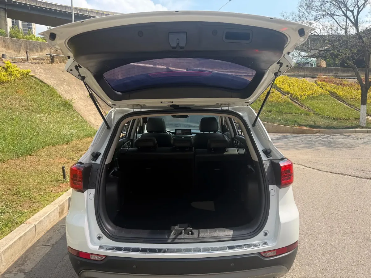 2020 ChangAn CS75 1.5T 178HP L4 6AT,autocango,china used car exporter,china ev exporter,chinese used car exporter,chinese used ev exporter