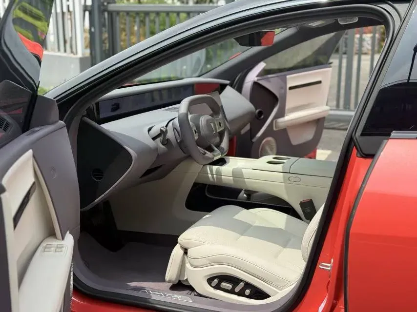 2025 Avatr 06 REEV 156HP REEV,autocango,china used car exporter,china ev exporter,chinese used car exporter,chinese used ev exporter