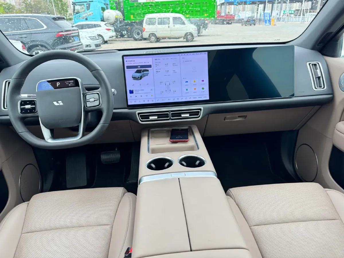 2025 Li L6 Range Extended 154HP L4 REEV,autocango,china used car exporter,china ev exporter,chinese used car exporter,chinese used ev exporter