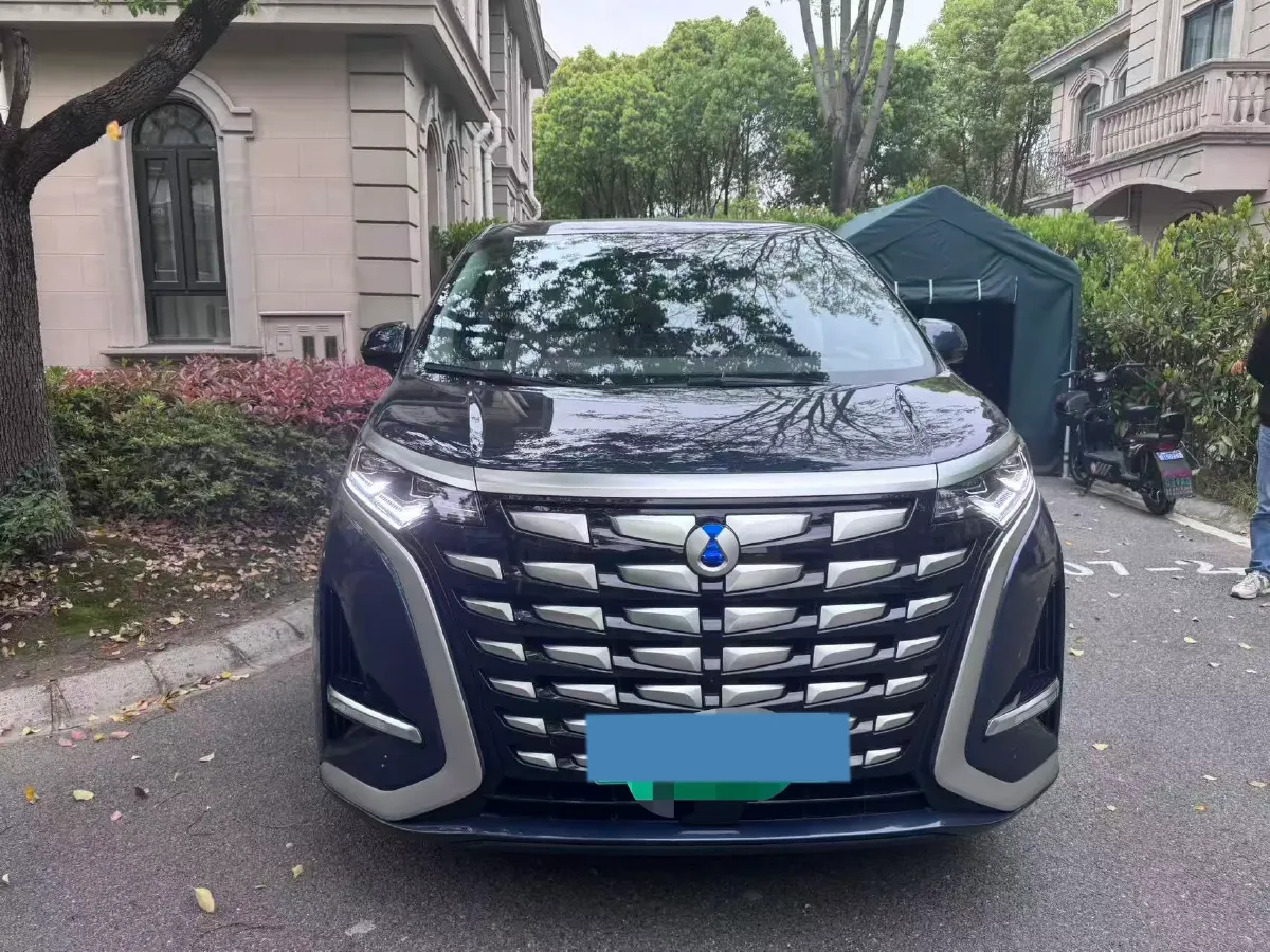 2022 Mercedes-Benz GLC Class 2.0T 197HP L4 9AT,autocango,china used car exporter,china ev exporter,chinese used car exporter,chinese used ev exporter