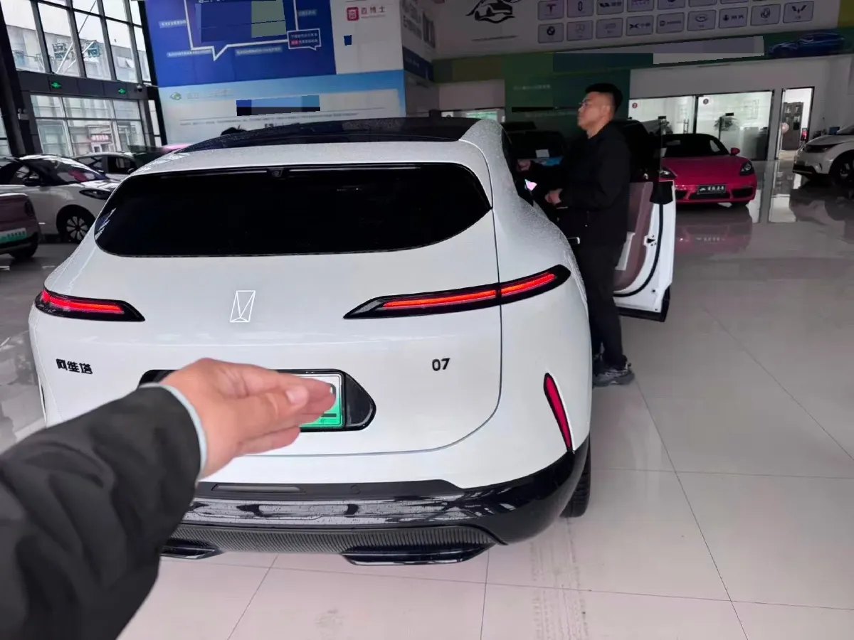 2024 Avatr 07 1.5T 156HP L4 REEV 39.05KWH,autocango,china used car exporter,china ev exporter,chinese used car exporter,chinese used ev exporter