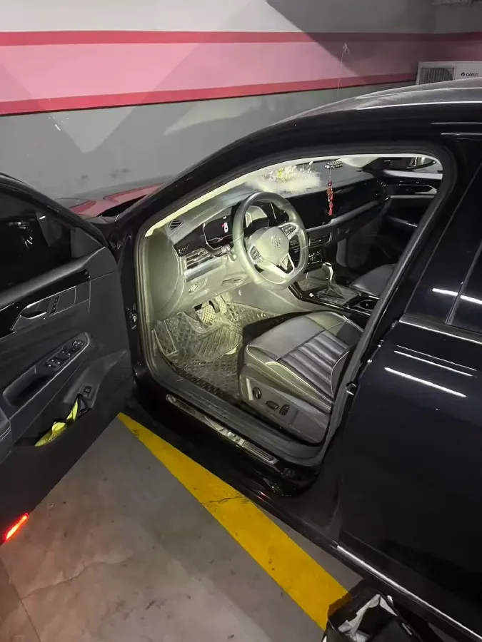 2022 Skoda Kodiak GT 2.0T 186HP L4 7DCT,autocango,china used car exporter,china ev exporter,chinese used car exporter,chinese used ev exporter