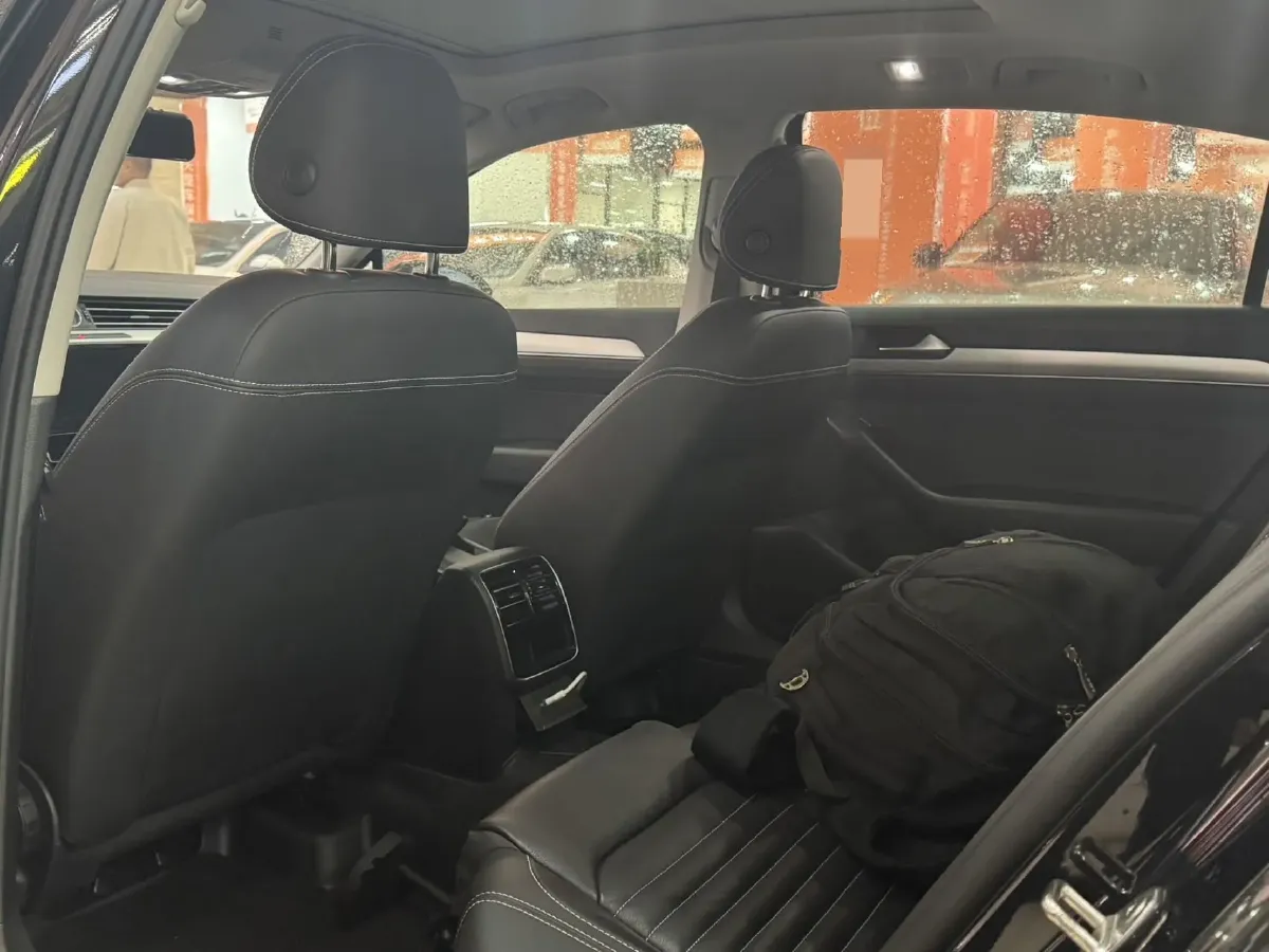 2020 Volkswagen Magotan 1.4T 150HP L4 7DCT,autocango,china used car exporter,china ev exporter,chinese used car exporter,chinese used ev exporter