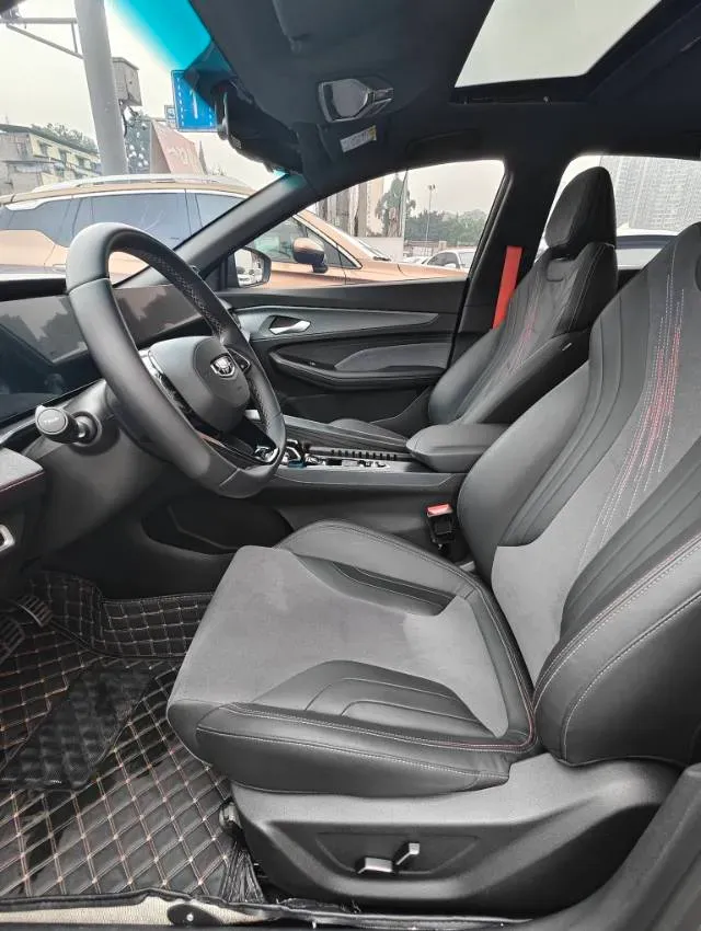 2022 Geely Binray 1.5T 181HP L4 7DCT,autocango,china used car exporter,china ev exporter,chinese used car exporter,chinese used ev exporter