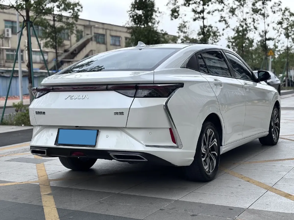 2021 DongFeng Aeolus YiXuan 1.5T 150HP L4 6DCT,autocango,china used car exporter,china ev exporter,chinese used car exporter,chinese used ev exporter