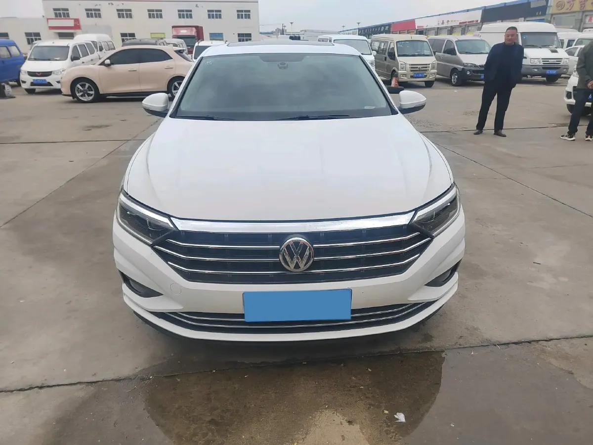 2019 Jeep Renegade 1.3T 173HP L4 7DCT,autocango,china used car exporter,china ev exporter,chinese used car exporter,chinese used ev exporter