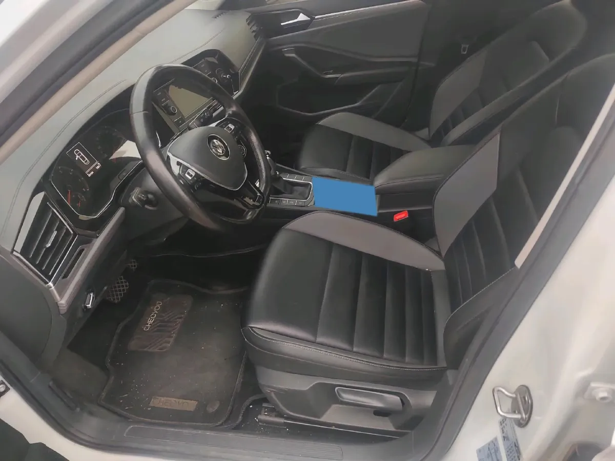 2019 Jeep Renegade 1.3T 173HP L4 7DCT,autocango,china used car exporter,china ev exporter,chinese used car exporter,chinese used ev exporter