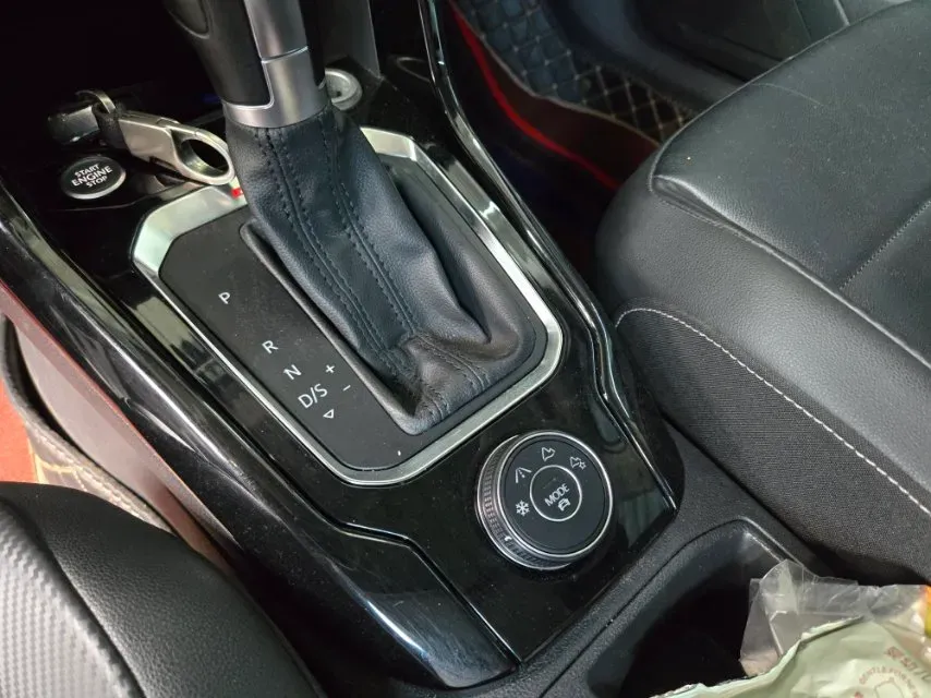 2018 Volkswagen Touran 1.4T 150HP L4 7DCT,autocango,china used car exporter,china ev exporter,chinese used car exporter,chinese used ev exporter