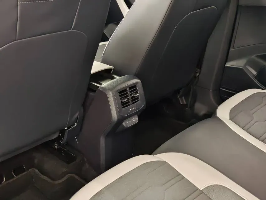 2025 Volkswagen Tharu 1.5T 160HP L4 7DCT,autocango,china used car exporter,china ev exporter,chinese used car exporter,chinese used ev exporter