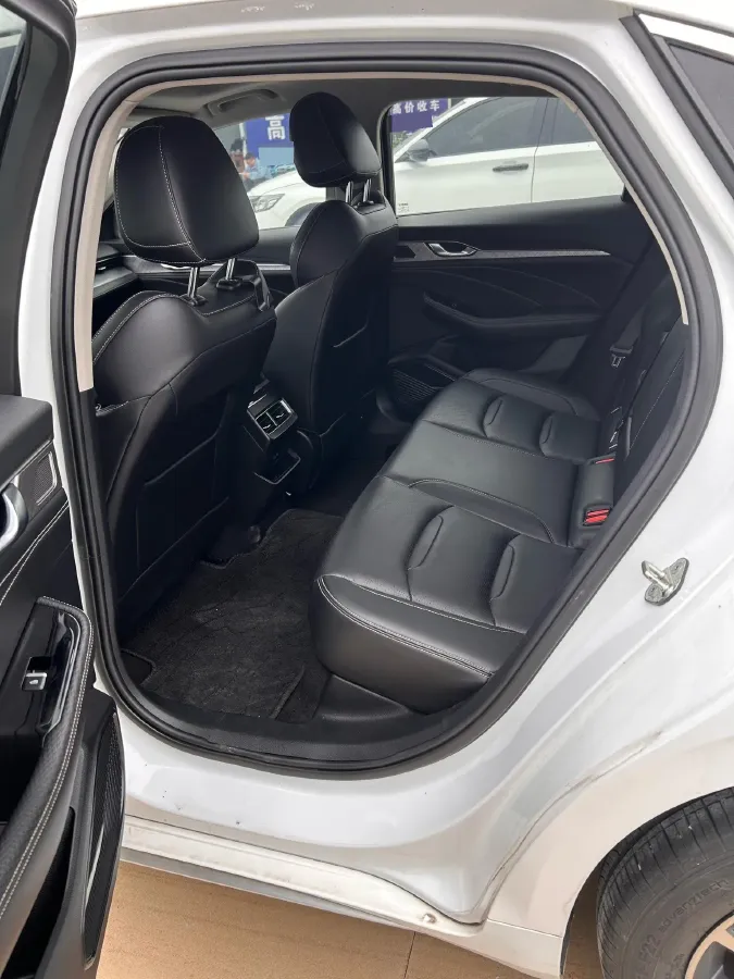 2021 Geely Preface 2.0T 190HP L4 7DCT,autocango,china used car exporter,china ev exporter,chinese used car exporter,chinese used ev exporter