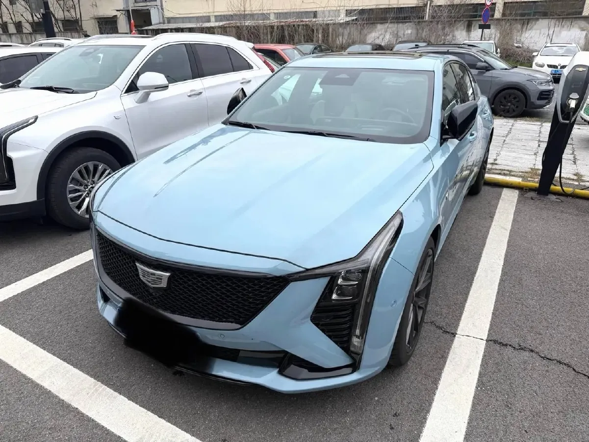 2025 Cadillac CT5 2.0T 237HP L4 10AT,autocango,china used car exporter,china ev exporter,chinese used car exporter,chinese used ev exporter