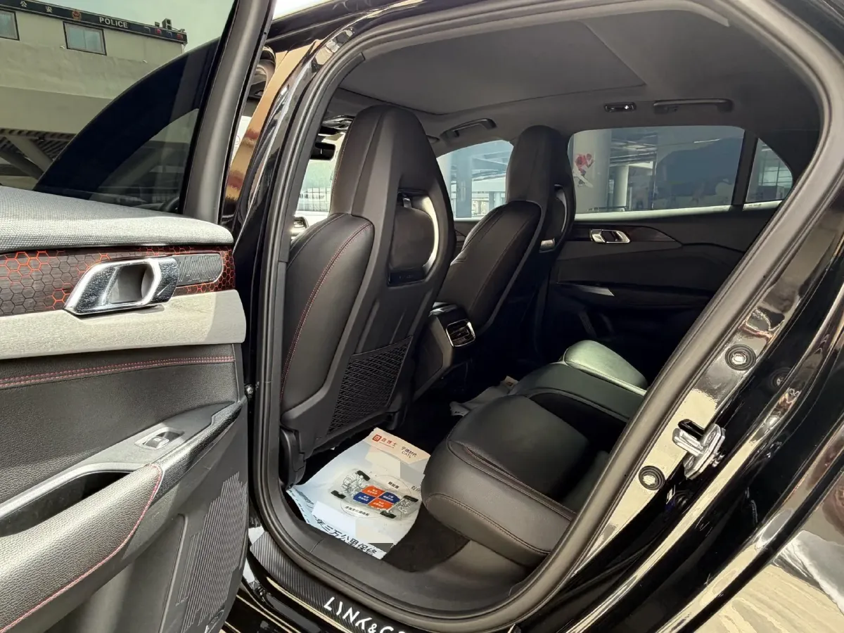 2020 LYNK&CO 03 2.0T 190HP L4 6AT,autocango,china used car exporter,china ev exporter,chinese used car exporter,chinese used ev exporter