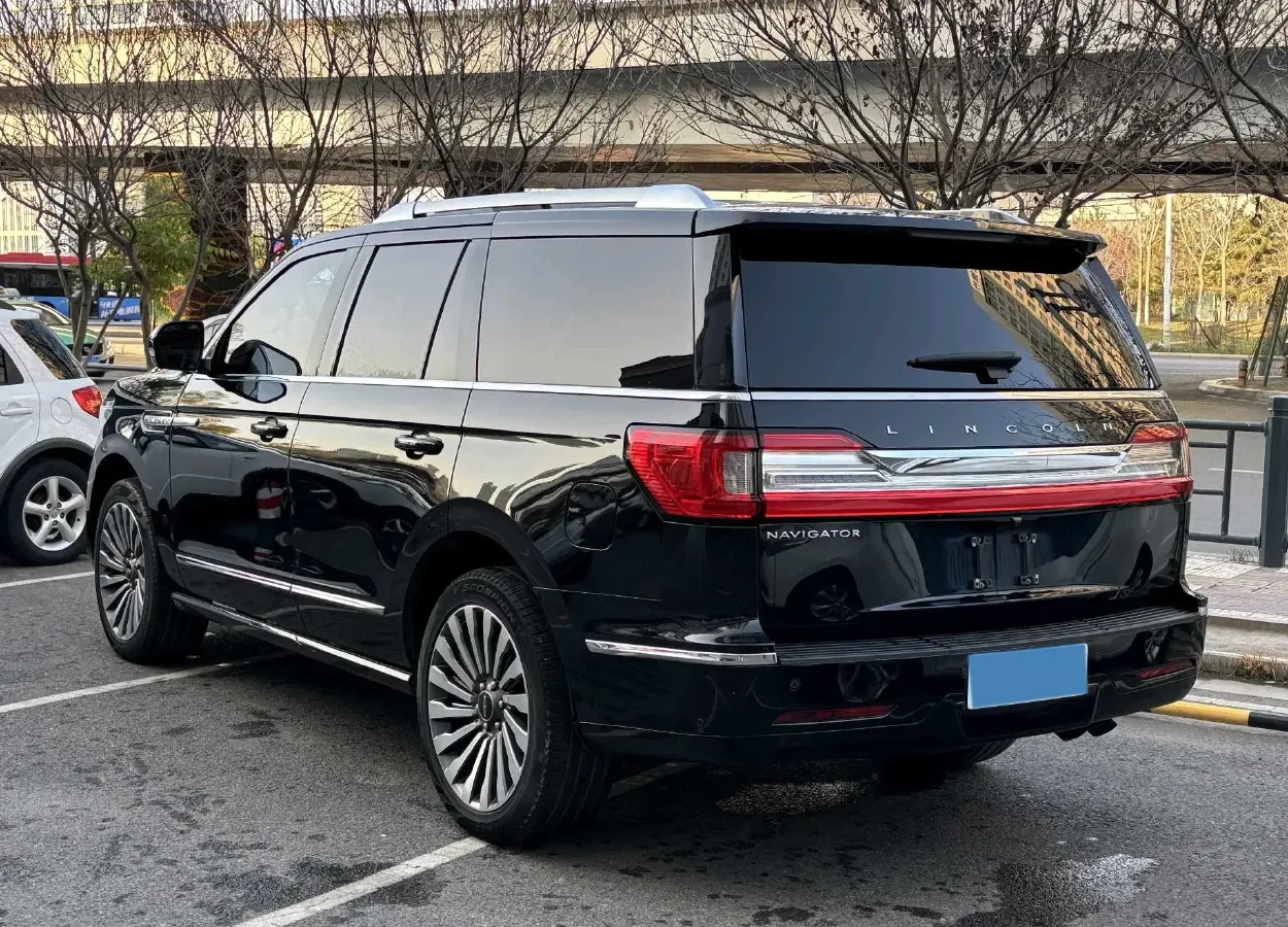 2020 Lincoln Navigator 3.5T 388HP V6 10AT,autocango,china used car exporter,china ev exporter,chinese used car exporter,chinese used ev exporter