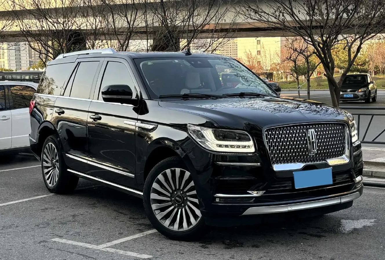 2020 Lincoln Navigator 3.5T 388HP V6 10AT,autocango,china used car exporter,china ev exporter,chinese used car exporter,chinese used ev exporter