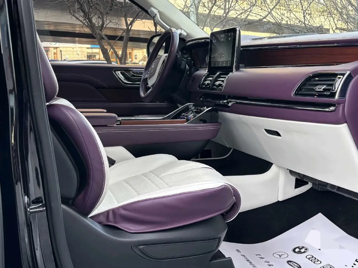 2020 Lincoln Navigator 3.5T 388HP V6 10AT,autocango,china used car exporter,china ev exporter,chinese used car exporter,chinese used ev exporter