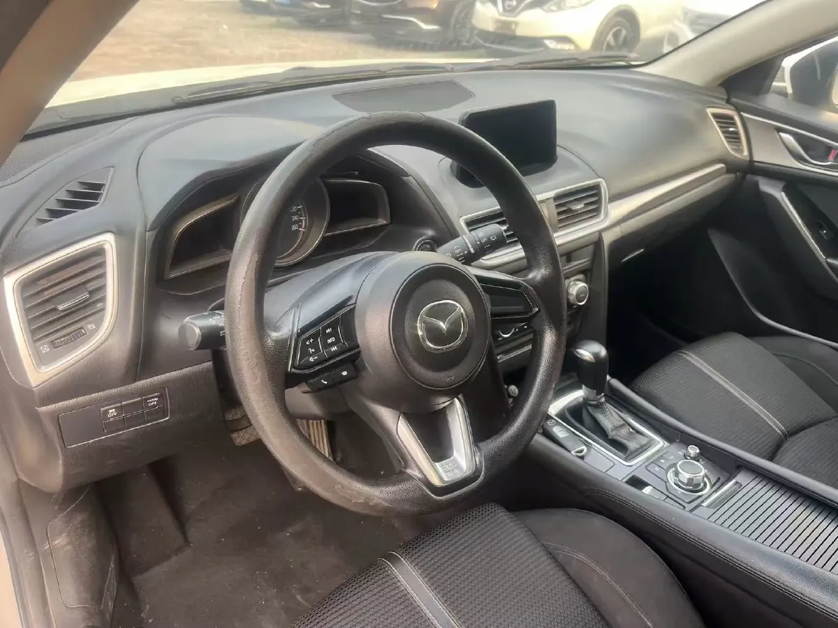 2017 Mazda 3 Axela 1.5L 117HP L4 6AT,autocango,china used car exporter,china ev exporter,chinese used car exporter,chinese used ev exporter