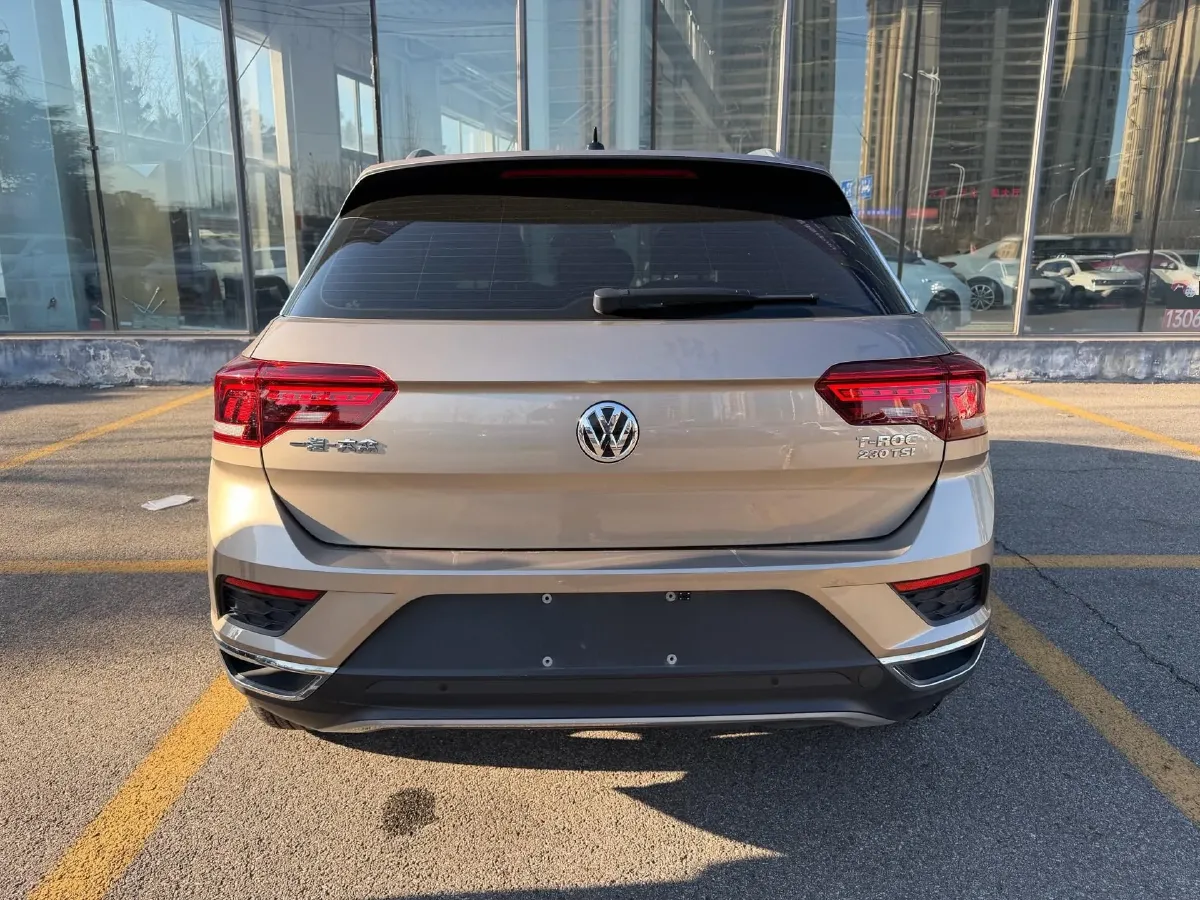 2019 Volkswagen T-Roc 1.4T 131HP L4 7DCT,autocango,china used car exporter,china ev exporter,chinese used car exporter,chinese used ev exporter