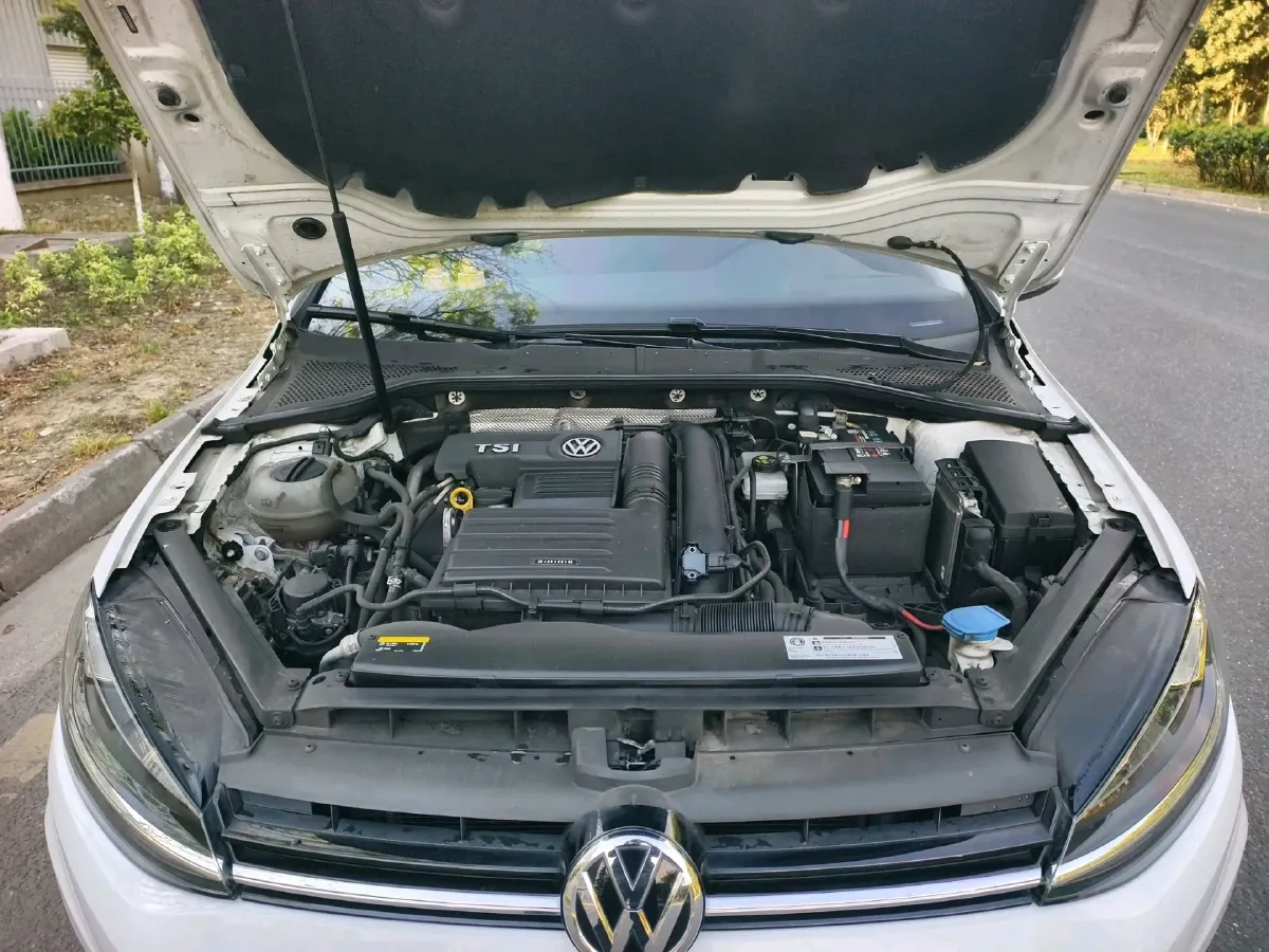 2020 Volkswagen Golf 1.4T 150HP L4 7DCT,autocango,china used car exporter,china ev exporter,chinese used car exporter,chinese used ev exporter