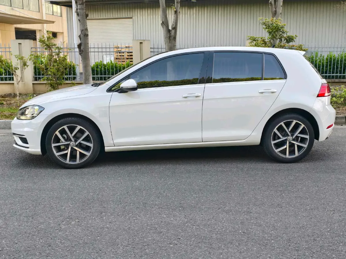 2020 Volkswagen Golf 1.4T 150HP L4 7DCT,autocango,china used car exporter,china ev exporter,chinese used car exporter,chinese used ev exporter