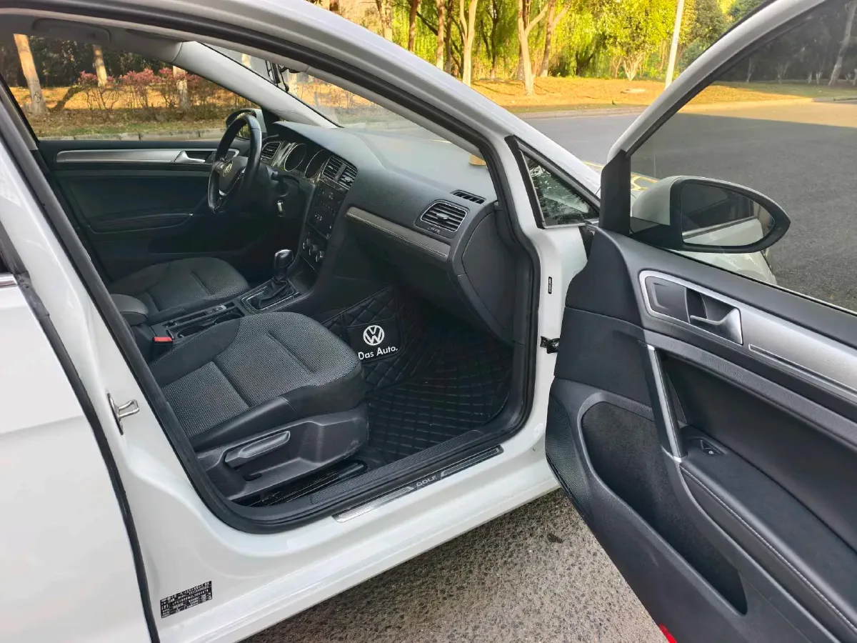 2020 Volkswagen Golf 1.4T 150HP L4 7DCT,autocango,china used car exporter,china ev exporter,chinese used car exporter,chinese used ev exporter