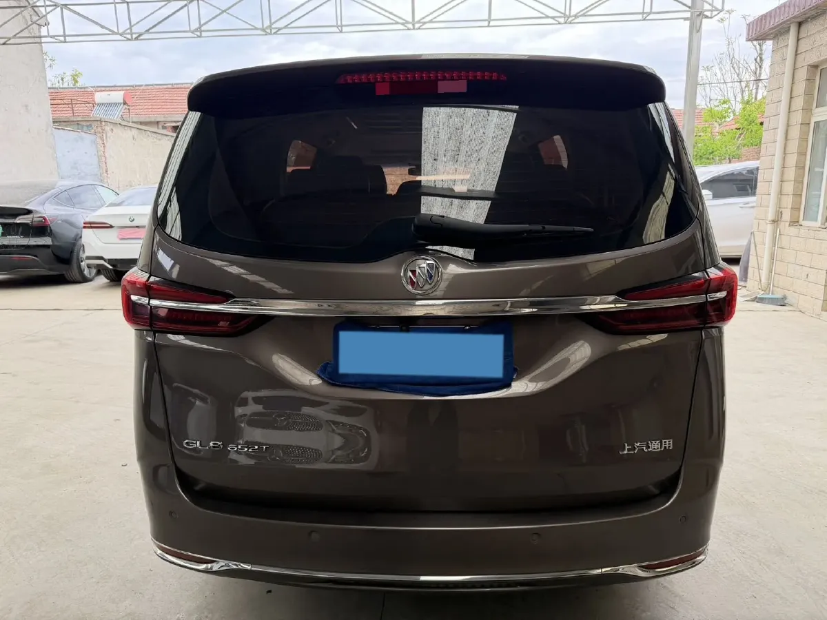 2021 Buick GL8 2.0T 237HP L4 9AT,autocango,china used car exporter,china ev exporter,chinese used car exporter,chinese used ev exporter